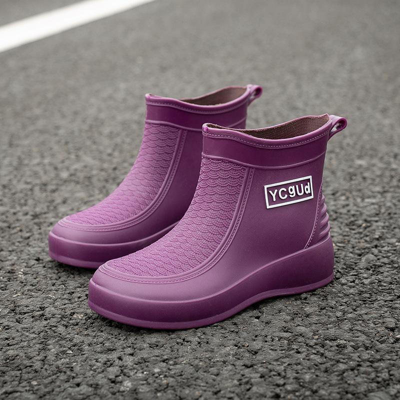 Neue Wasserdichte Damenschuhe Damen Rutschfeste Gummistiefel Kurzer Schaft Plüsch Wasserstiefel Modisch Erwachsenen Verschleißfeste Leichte Stiefel 39 violett