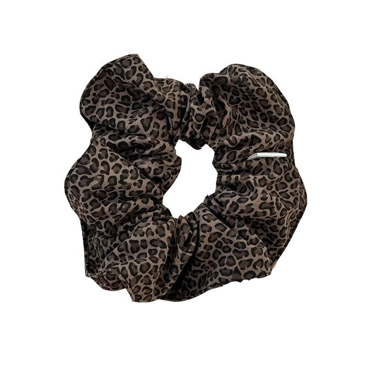 Fashionable and Retro Large Intestine Hair Band, Fabric Hair Tie, High-end, Gentle and Individual Sponge High Top Hair Band