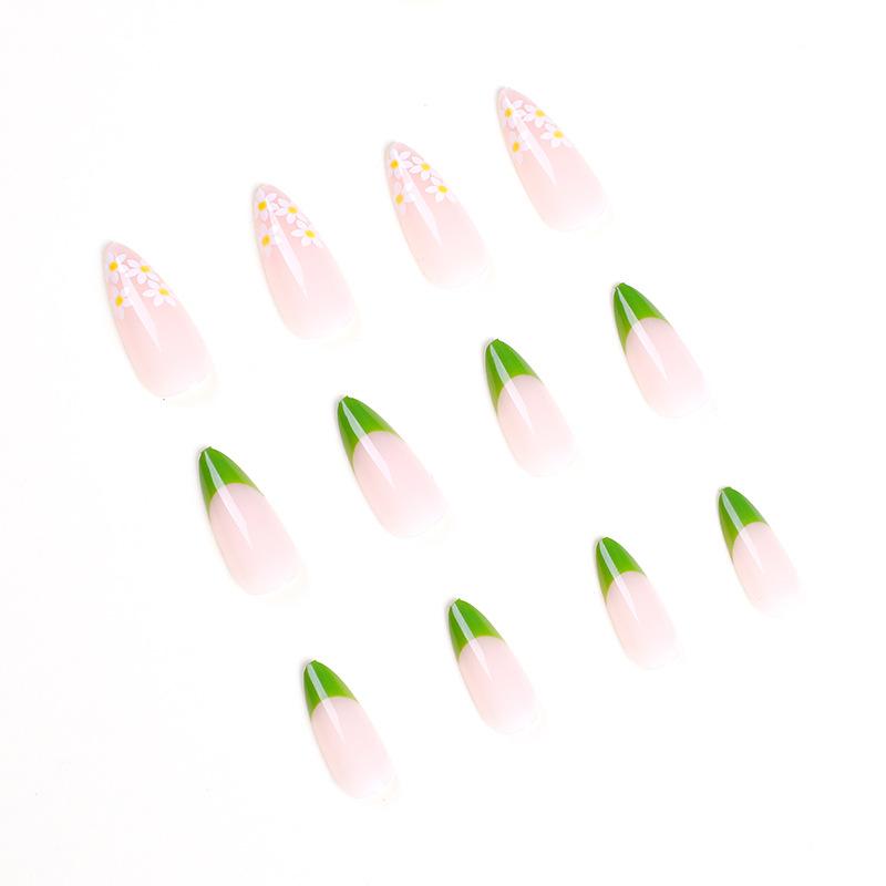 French green simple small fresh wearing nail short girl spring manicure nail piece wearing fake nail