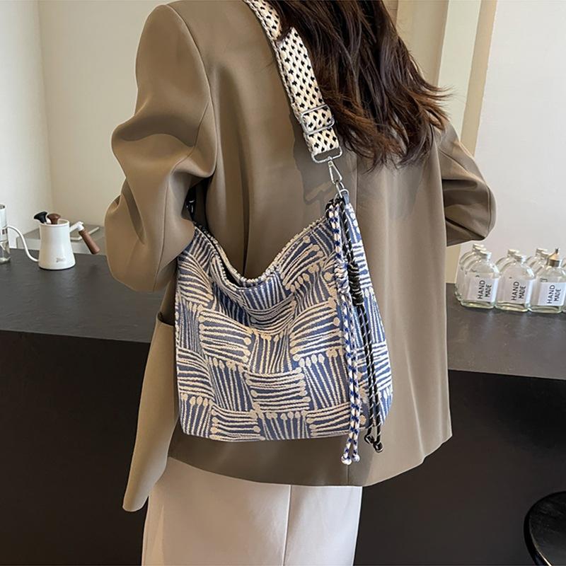 Tote Bag Canvas Bag Women'S Bag Versatile Large Capacity Shoulder Bag Crossbody Commuter Bag