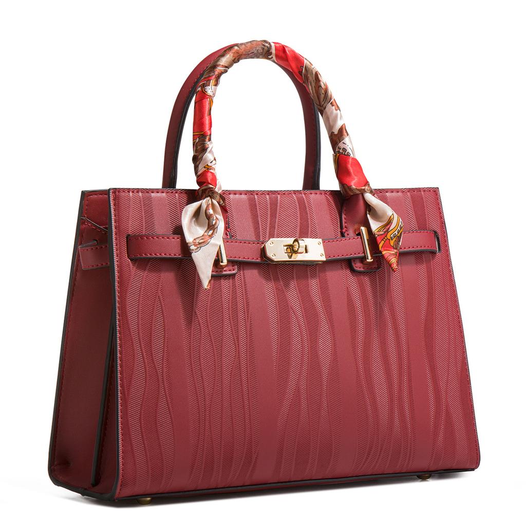 Red Wedding Bag Bridal Bag Women'S Bag Mom Bag Premium Handbag Large Capacity Platinum