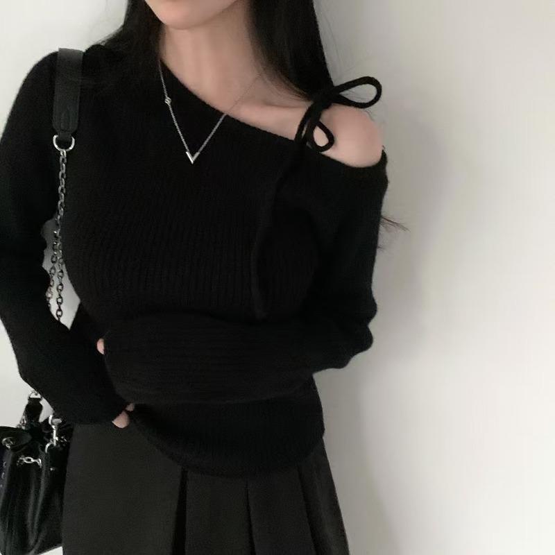 Elegant Off Shoulder Pullover Women Sweater 2025 Fashion Autumn Slant shoulder Long Sleeve Knit Top Lace-up Solid Casual Korean Style Clothes