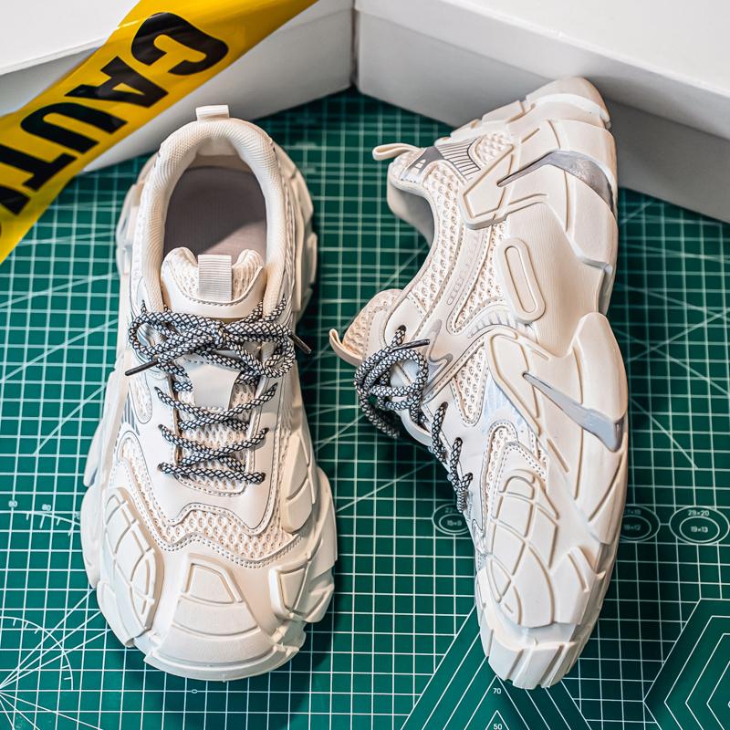 New Fashion Men 's Four Seasons Comfortable Thick Sole Shoes Students BoysTrending Soft Sole Breathable Casual Running Sneakers
