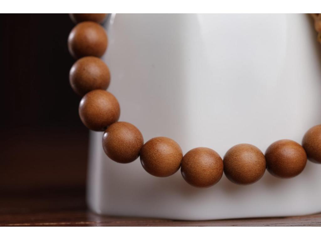 Barbie Sandalwood Tara Bodhisattva Bracelet: Men's & Women's 0.8 Single Circle DIY Buddhist Beads Jewelry.