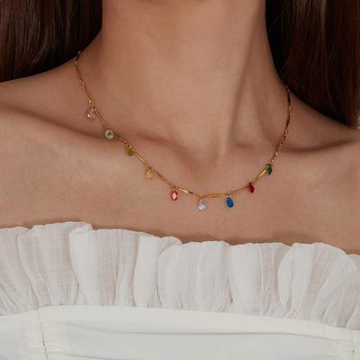 Eiropas un Amerikas personalizēta pušķu krāsas kristāla akmens atslēgas kaula ķēde moderna nerūsējošā tērauda kaklarota sievietēm