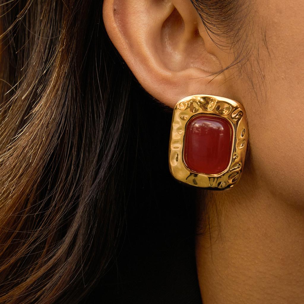 Light luxury high-end amber resin earrings, earrings, non-fading ear jewelry