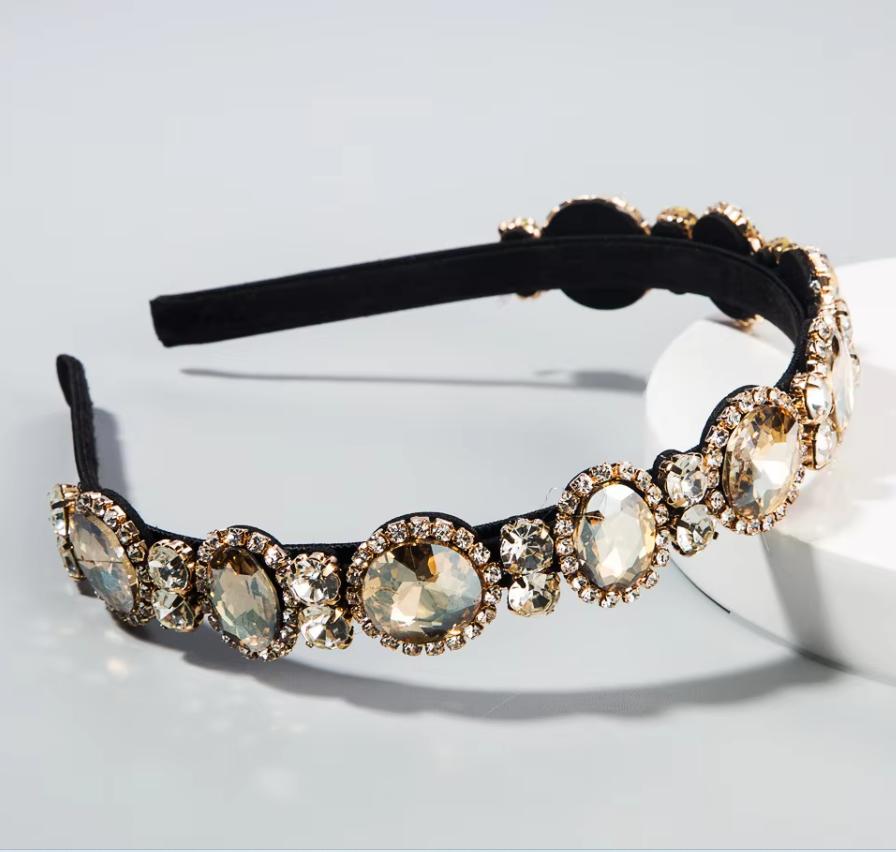 Good Quality Fashion Baroque Style Super Flashing Colored Diamond Thin-edged Rhinestone Pear Headband