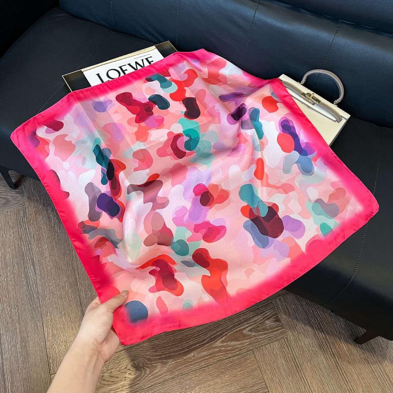 Fashion Black and White Printing Temperament Square Scarf Imitation Silk Korean Version Decorative Scarf Scarf Professional Decorative Shawl Silk Scar