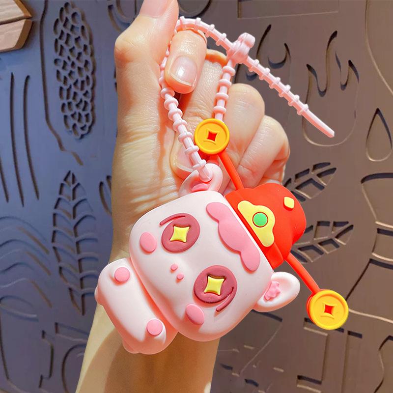 

Cartoon New God Of Wealth Hat Decompression Pinch Music Keychain Couple Bag Pendant Key Chain Horse Gift