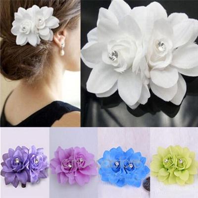 Agrafă de păr cu flori pentru femei la modă. Accesorii pentru păr pentru nuntă