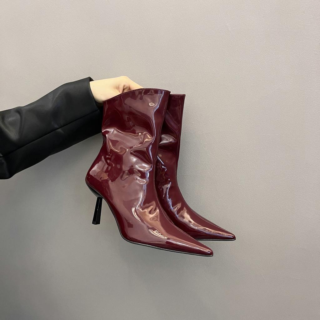 High-heeled short boots in the autumn and winter of 2025, new European and American versatile pointed patent leather retro thin boots, thin-heeled red