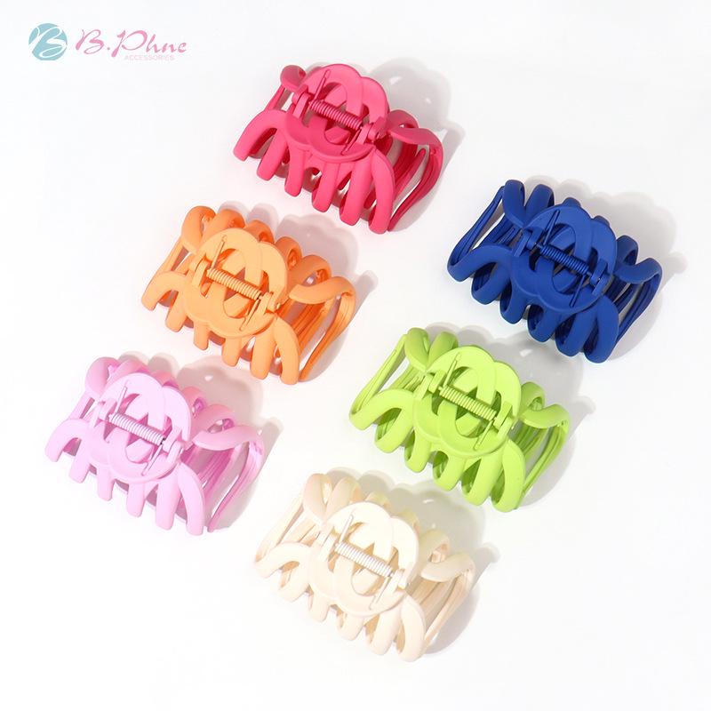 

Colorful Frosted Matte Watermelon Hair Clip - Large Shark Claw Barrette Accessory оранжевый