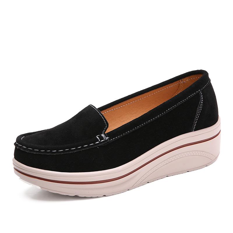 Nye fritidssko for kvinner Slip On Loafers Mote Komfortabel pustende kvinnelig plattform Høydeøkende fottøy