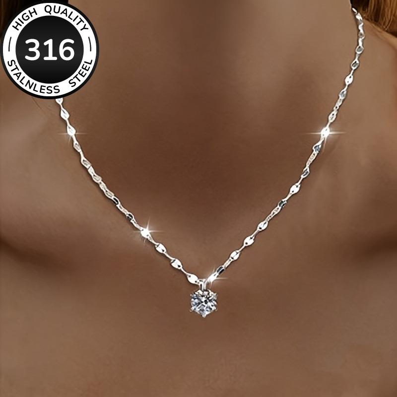 A Minimalist And Elegant Stainless Steel Lip-Shaped Pendant Necklace, Featuring a Sparkling Six-Claw Synthetic Zirconia