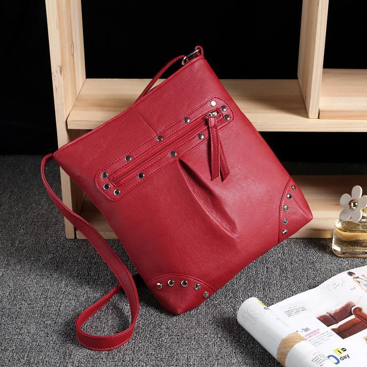 Elegant Women's Pu Leather Handbag Perfect For Casual And Leisure Activities