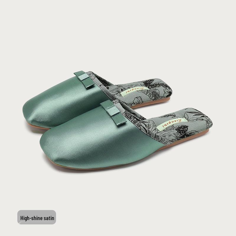 

Юньтуань Сатинові Елегантні Жіночі Кімнатні Нековзні Тапочки в Китайському Стилі 38/39 (fits 37-38)