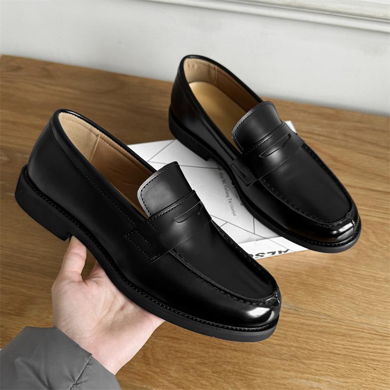 Fashion British Style Leather Mens Casual Shoes Formal Business Loafers Wedding Dress Slip on Flats Driving Shoes Mocassin Walking Shoes