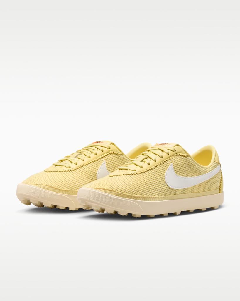 II1248-700 Nike Women's Astrograbber Textile Soft YellowMuslin (Women's)