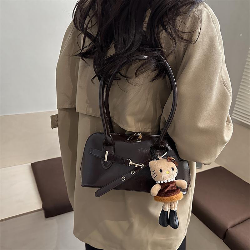 Premium Women's Bag Fashionable Retro Shoulder Messenger Bag Light Luxury Niche Underarm Handbag