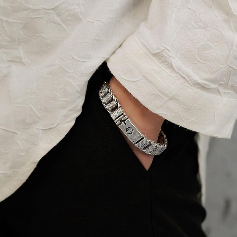 Passepartout sechs-Zeichen-Mantra-Armband Herren Ins Nischendesign Handgefertigt Kreativ Retro Silber Leichter Luxus Armband Damen