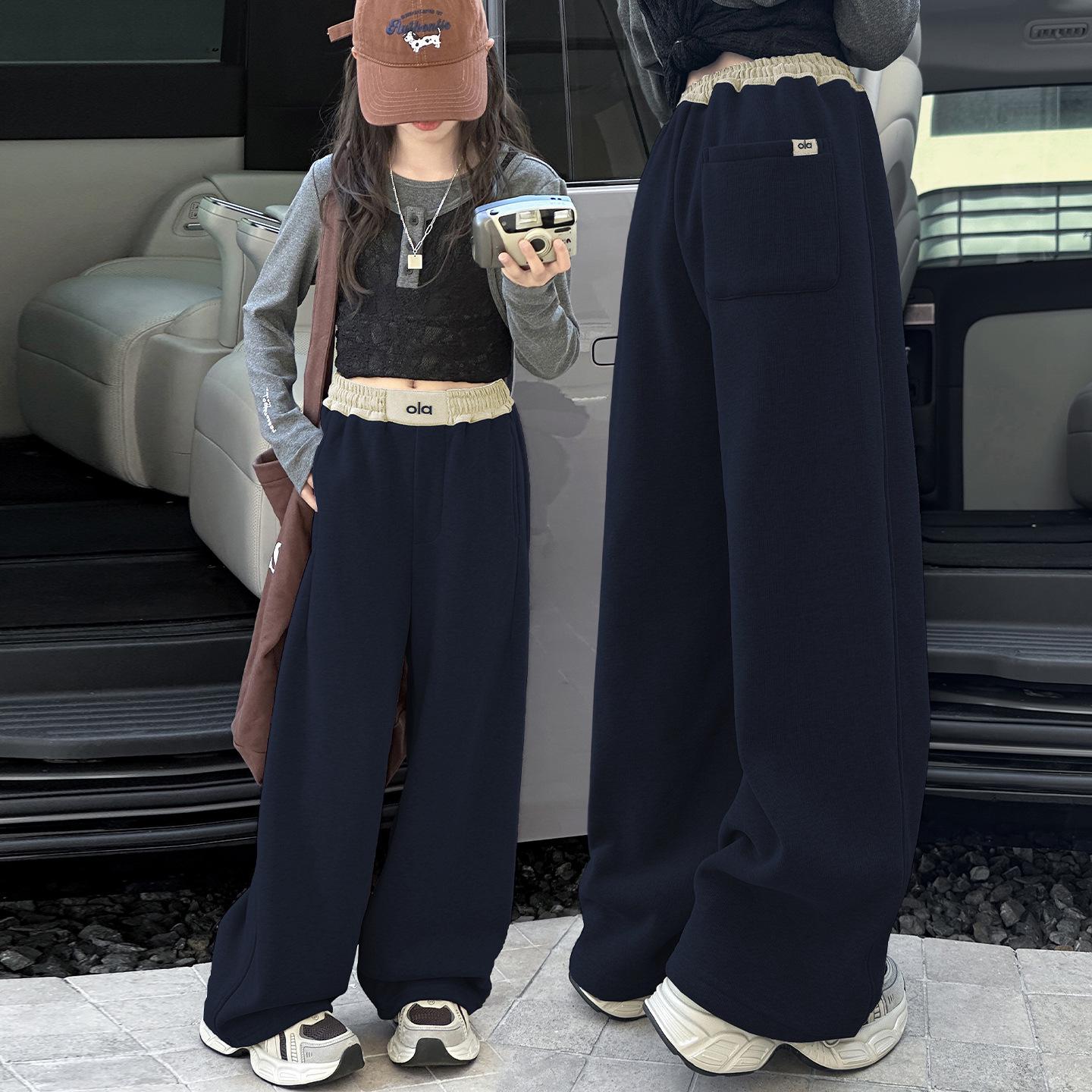 

Girls Stylish Autumn Wide-Leg Pants - Fashionable and High-Quality Sweatpants for Kids 140 cm
