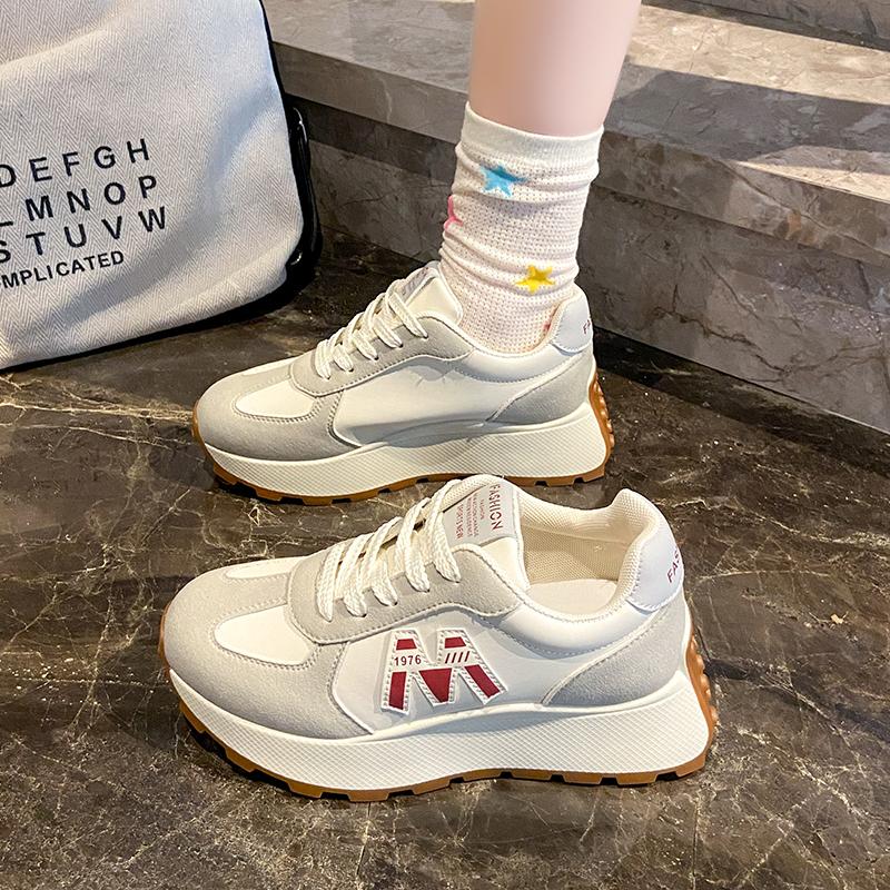 New  Women Casual Walking Shoes Summer Flat Lace Up Leather High Quality Sneakers Fashion Flat-Bottomed Female Gump Sneakers