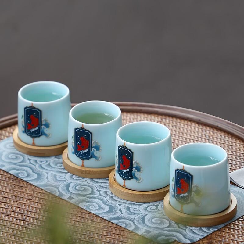

Wan Chun He Celadon Ceramic Tea Set (Four Cups)