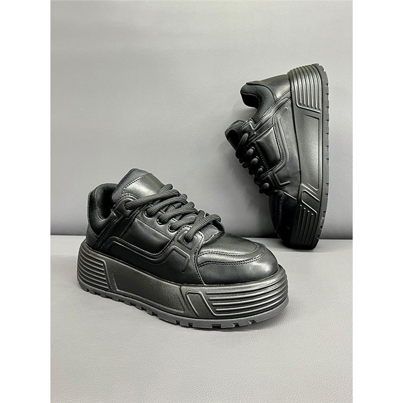Europäische High-End neue Leder-Sport- und Freizeitschuhe Plateau-Brotchuhe