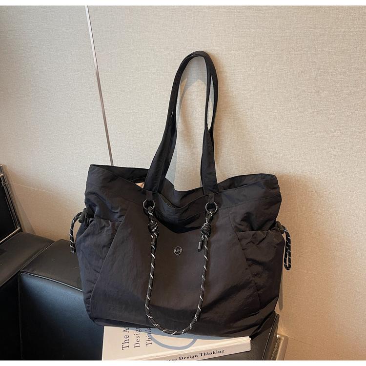 Fashion casual canvas bag women's 2025 new Korean version large-capacity student class bag commuter tote shoulder bag