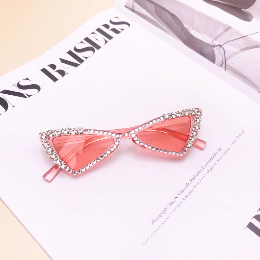 

Детские треугольные солнцезащитные очки Diamond, защита от ультрафиолета, персонализированные модные уличные очки 10901 вогнутые солнцезащитные очки прозрачный розовый