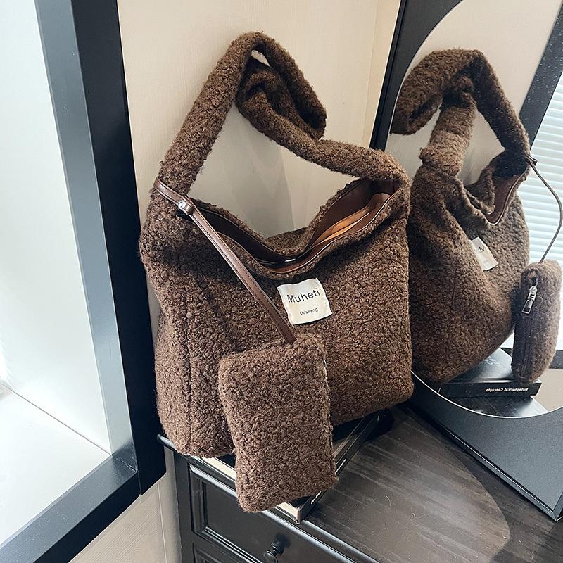 Women's Solid Color Imitation Sherpa Warm Plush Shoulder Bag with Inner Pocket Vintage Crossbody Handbag for Work & Travel KTY