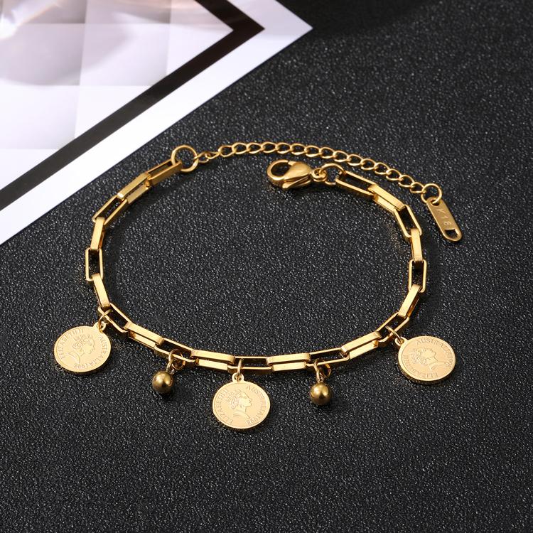 Bracelet rond de marque avec pendentif roi, breloque de boîte de nuit pour filles, boucle ajourée, pompon de luxe à la mode
