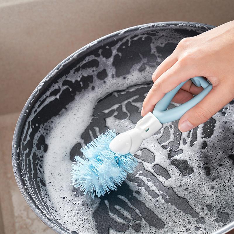 Kitchen Cleaning Brush With Plastic Material For Pots And Dishware