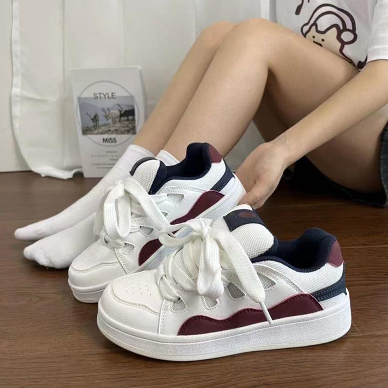 Casual Sports Board Shoes Versatile Fashion White Shoes Autumn New Student Bread Shoes Women