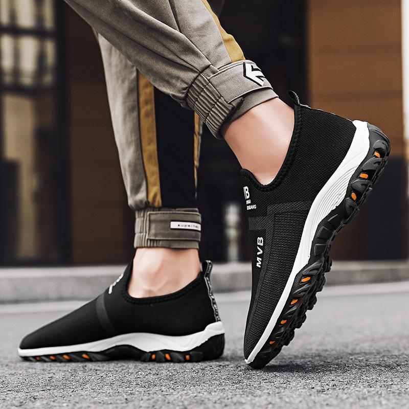 One pedal 2021 summer new Korean version outdoor breathable comfortable casual shoes cover feet large size sports style lazy shoes