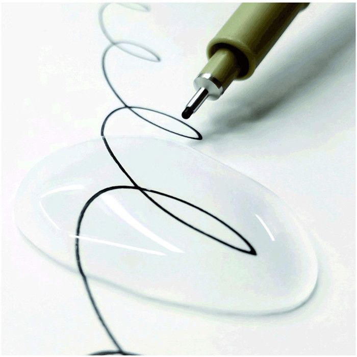 Etui De 6 Feutres Pigma Micron Noir + 1 Feutre Brush Sakura