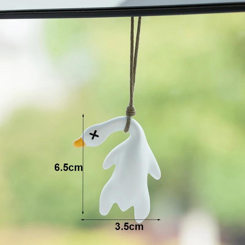 1-5pcs UV Color Changing Duck Car Accessory Pochromic Keychain Hanging Ornament Creative Party Favors Gifts for Cars Decor