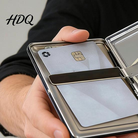 Men Card Box Vintage Style Case Slim Stainless Steel Holder Secure Snap Elegant Wallet Closure Fits Cash ID Business Cards for Women Metal