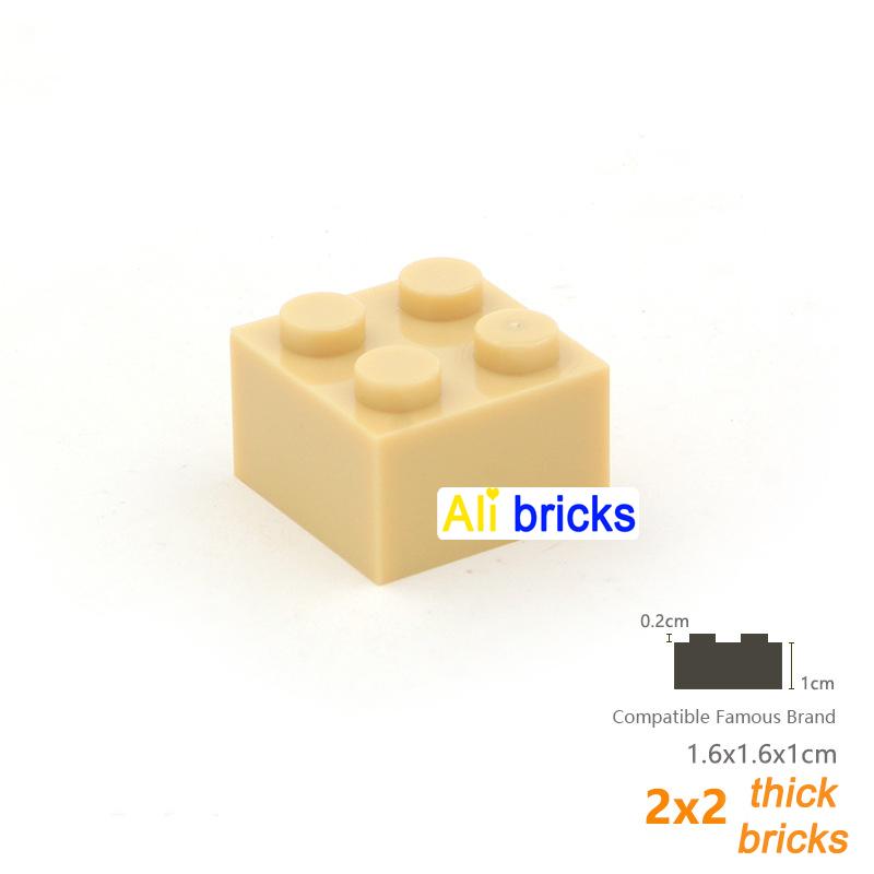 20pcs/lot DIY Blocks Building Bricks Thick 2X2 Educational Assemblage Construction Toys for Children Compatible With Brand