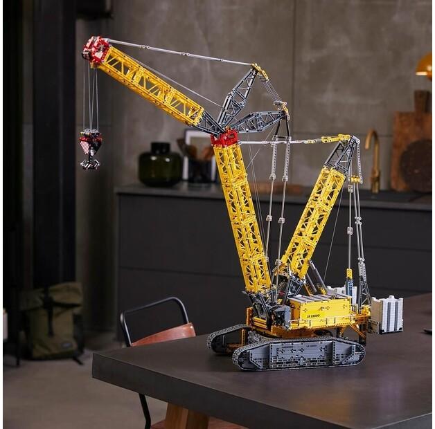 LEGO Technic 42146 Liebherr LR 13000 Crawler Crane