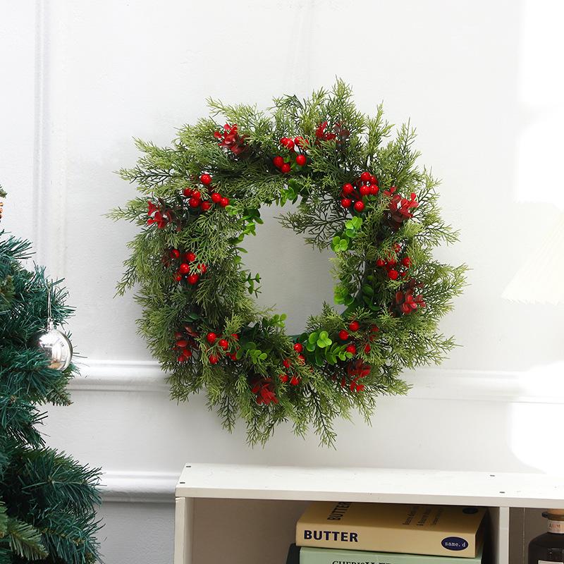 Haobei Christmas Cypress & Red Berry Door Wreath Decoration