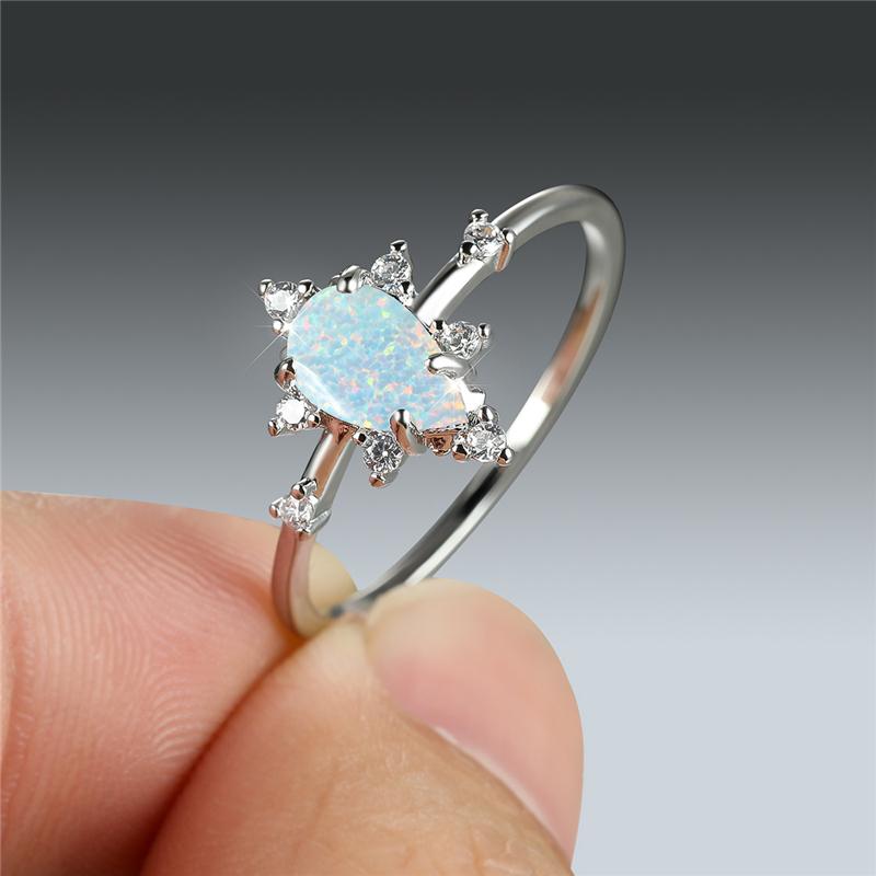 Сияющий кубический цирконий Маленький камень Тонкое кольцо Простой модный белый камень Вода Капля Кольцо Бохо Серебряный цвет Обручальные кольца для женщин Ювелирные изделия