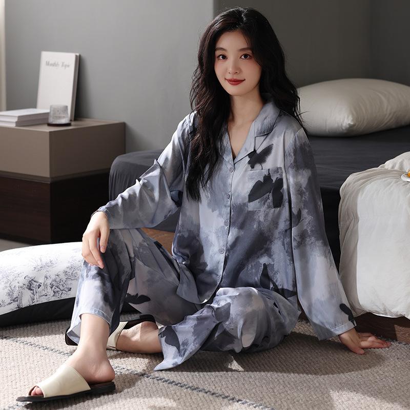 

Pajamas women s ice silk new spring and autumn high-end long-sleeved simulated silk loungewear spring and summer thin suit m recommended 40-50kg