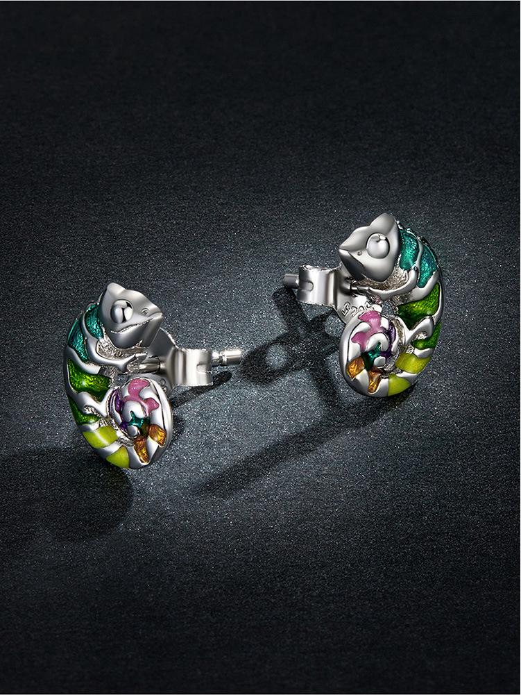 Yin Ziyun Platinum-Plated Chameleon Earrings: Cute Animal S925 Silver for Men & Women - Model BSE587