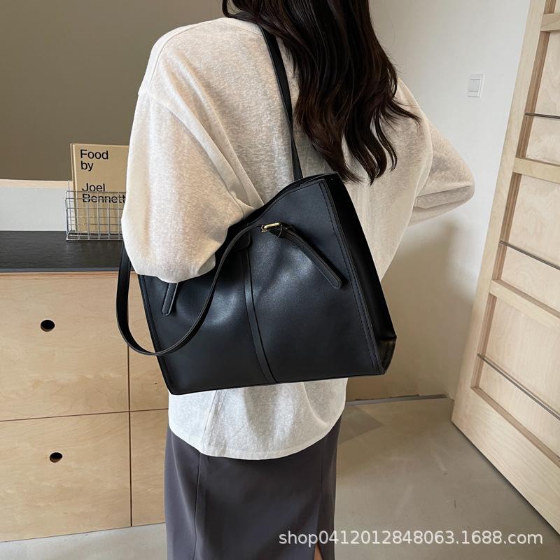 Fashion Texture Tote Bag Women's 2025 New Large-capacity Simple Shoulder Bag Casual Retro Work Commuter Bag