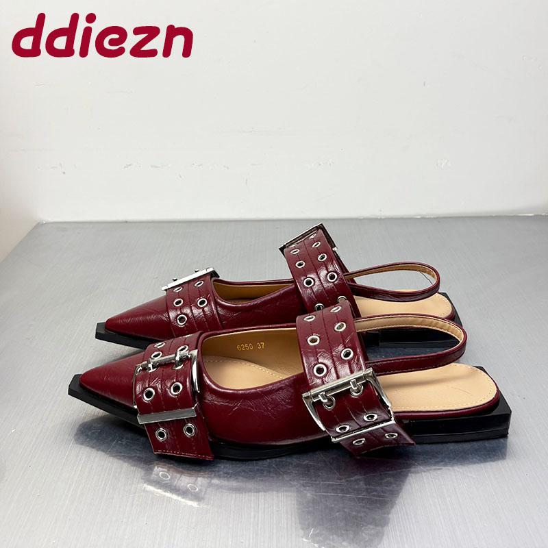 Fashion Luxury Pointed Toe Flats Sandals Shoes For Women 2025 Summer Spring Fashion Buckle Strap Ladies Slingback Female Sandals Shoes