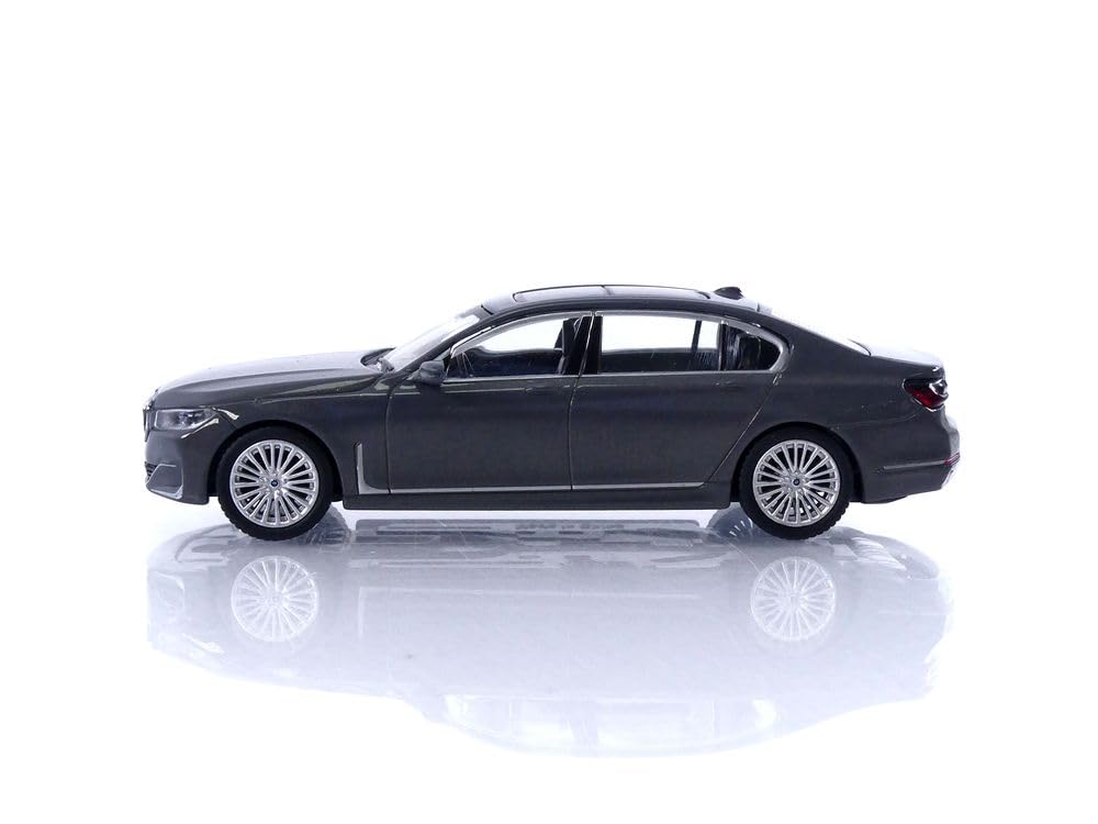 TrueScale Miniatures MINI GT 164 BMW 750Li xDrive Bernina Grey Amber Effect (Venstrekjøring) Ferdig produkt