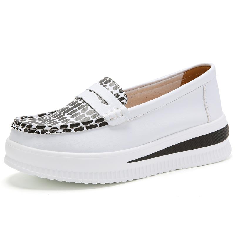 

Повседневная обувь для женщин Толстая подошва Слипоны Кожаная обувь Удобная обувь для медсестер Модные лоферы Женские платформы Новинка 42