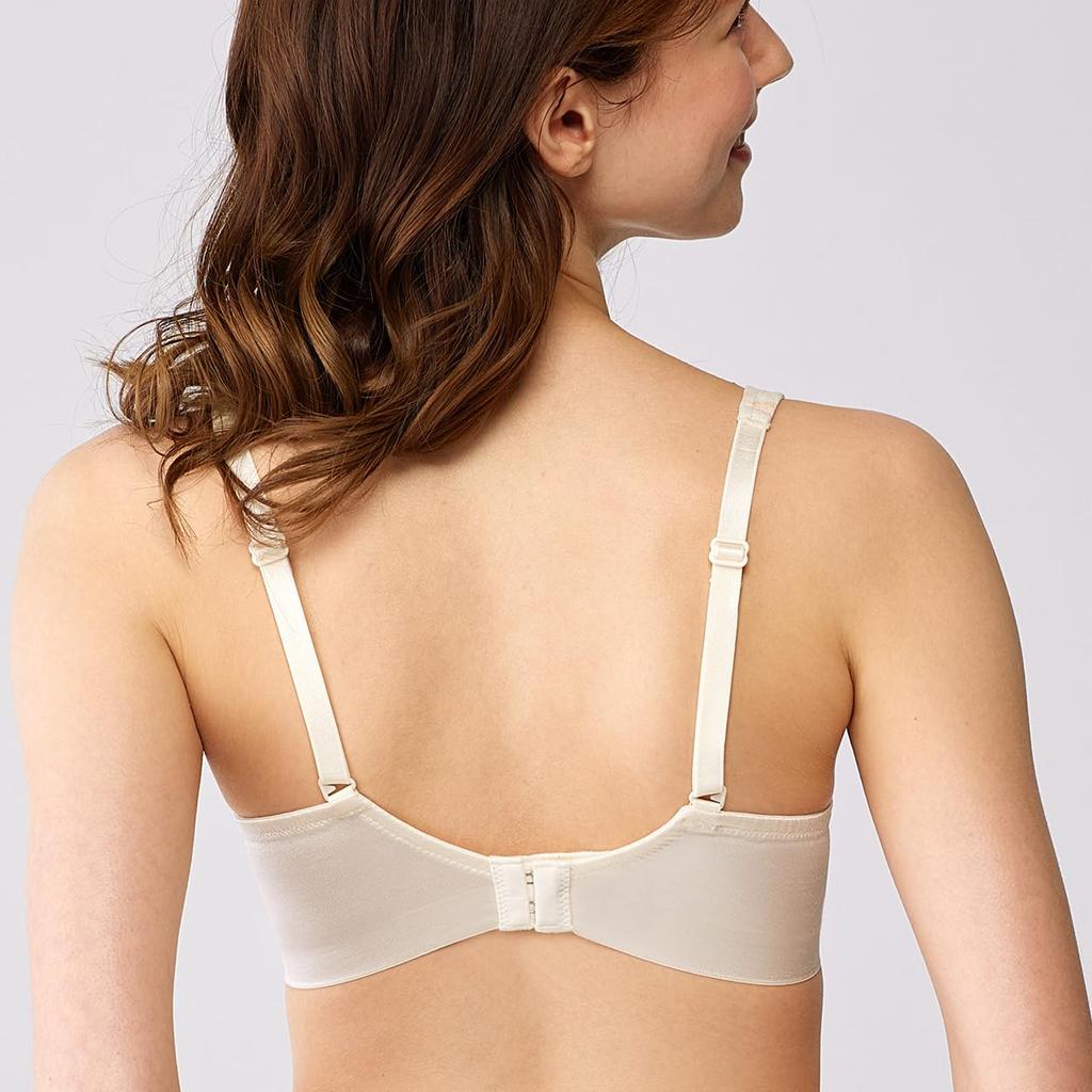 Triumph Koisuru Bra 623 M015 Size D70 Bra, (White),