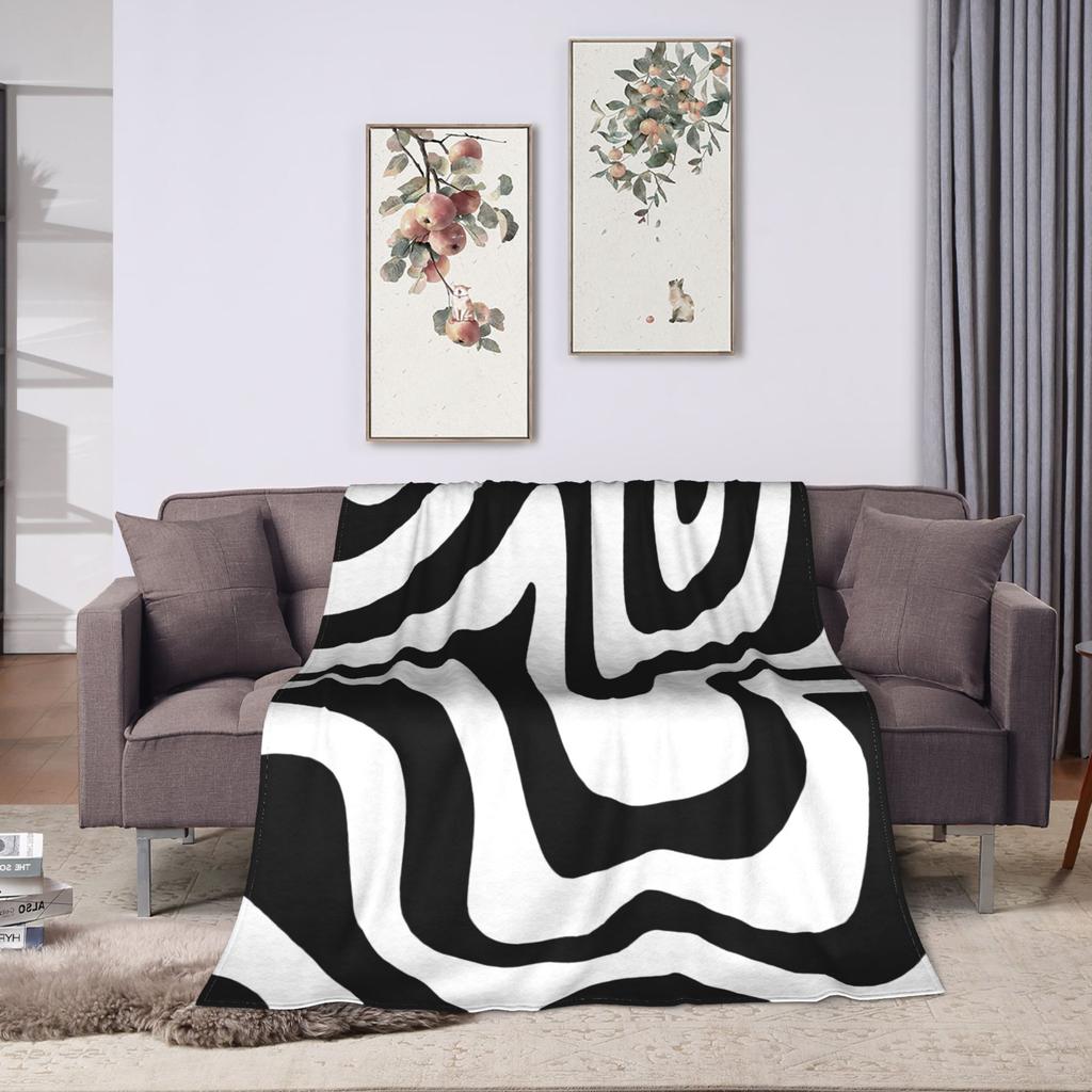Black and White Retro Super Warm Blanket Boy Girl Plush Throw Blanket Funny Living Room Flannel Bedspread Sofa Bed Cover